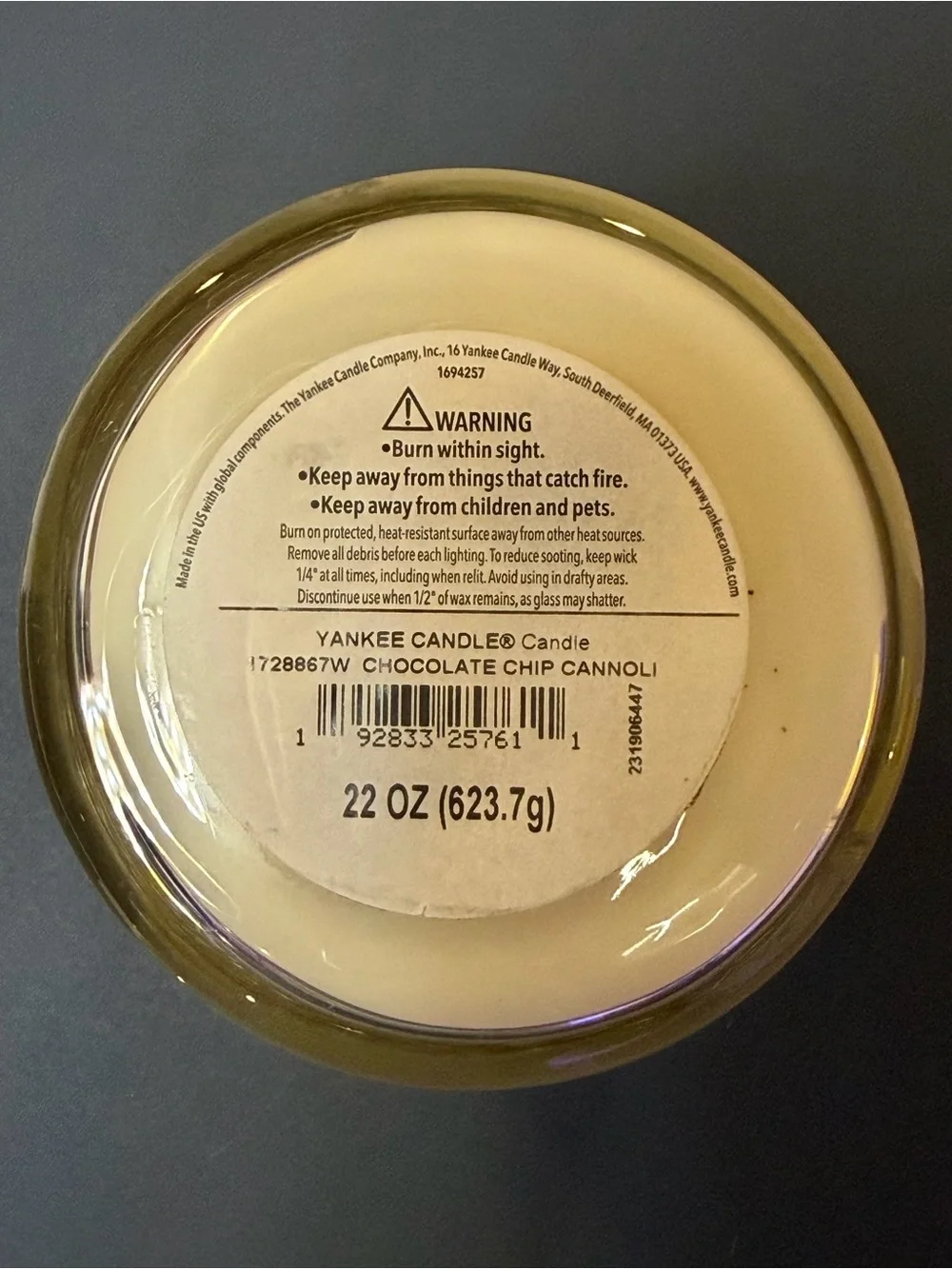 BRAND NEW Yankee Candle White Jar Chocolate Chip Cannoli Scented Candle